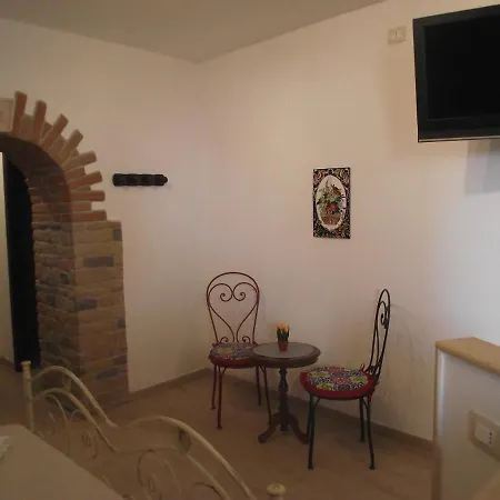 Casetta_jolanda Holiday home *